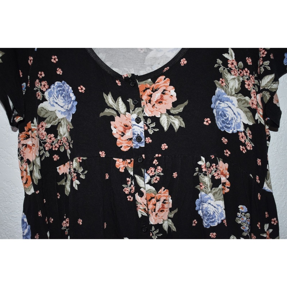 TORRID 0X Soft Stretch Tunic BABYDOLL Scoop Neck High/Low Hem Button Front Black - Picture 11 of 16